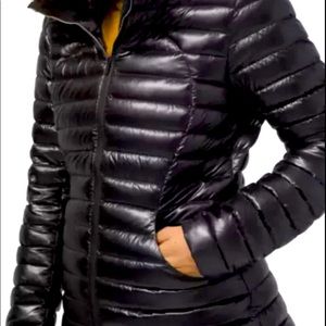 NWT Lululemon Pack It Down Jacket *Shine Size 4 Black BLK